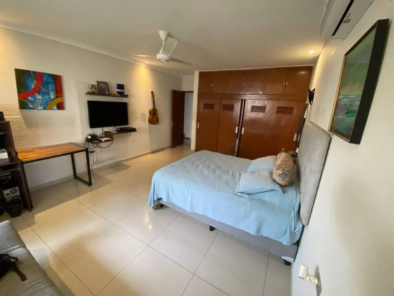 Casa en venta sobre la Av. Barrientos, Urbarí, Zona Sur: foto 14 de 19