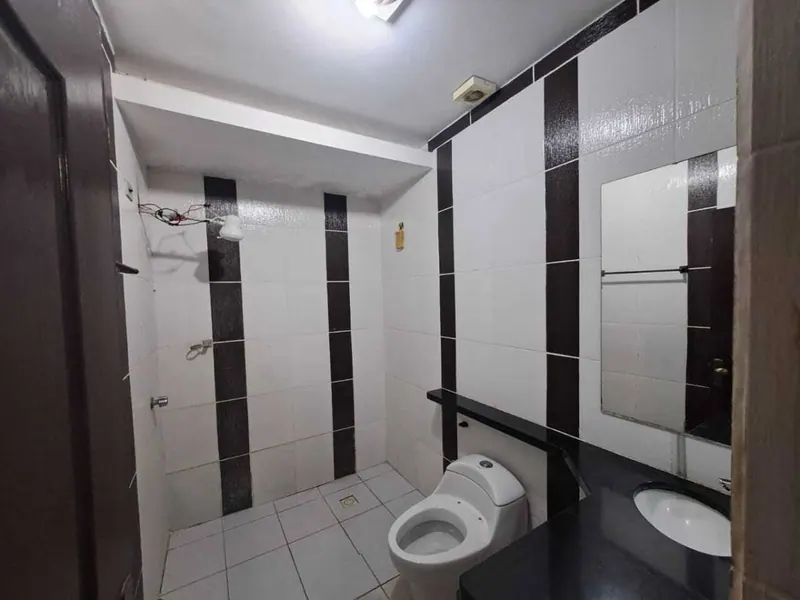 Two houses on one lot for sale in Luján, East Zone: foto 24 de 27