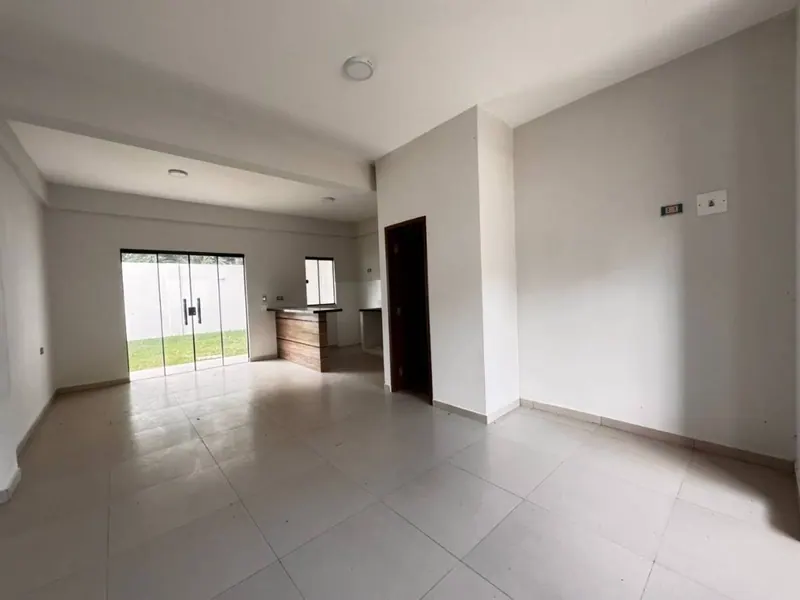 Casa de 3 dormitorios en venta en Cotoca, barrio Paraíso: foto 5 de 9