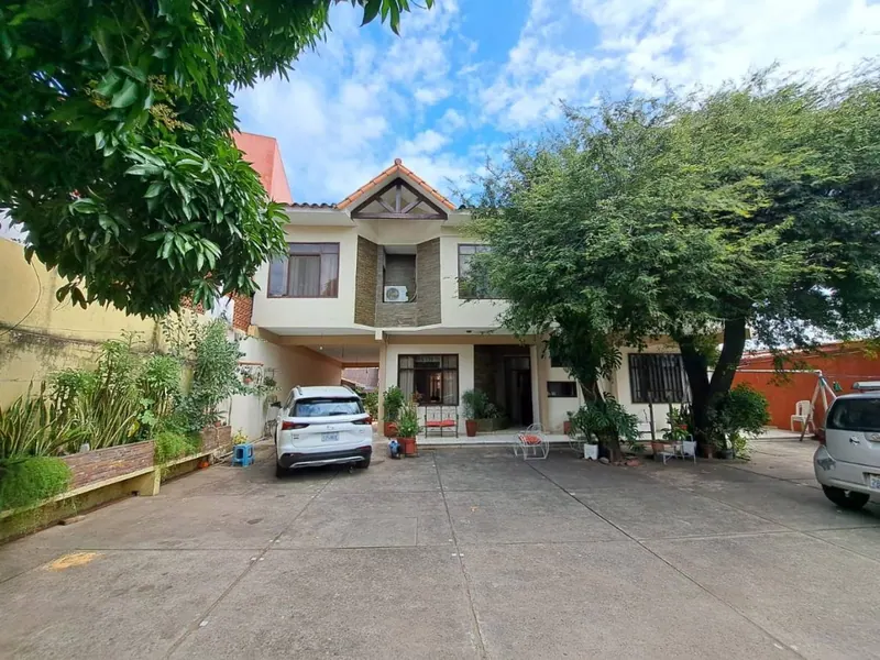 Hotel en venta sobre la Av. Cañoto, primer anillo, 2.175,62 m²: foto 12 de 12