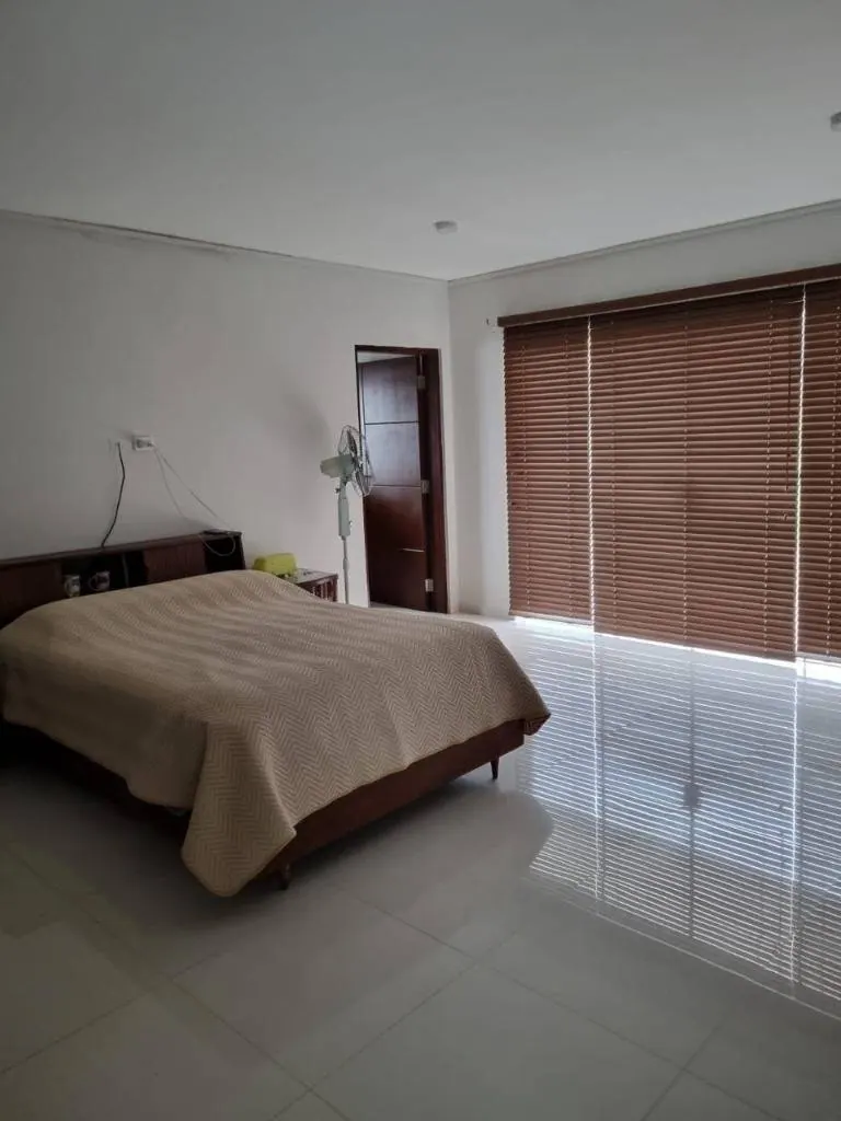 4-bedroom house for sale in La Floresta, Urubó: foto 8 de 8