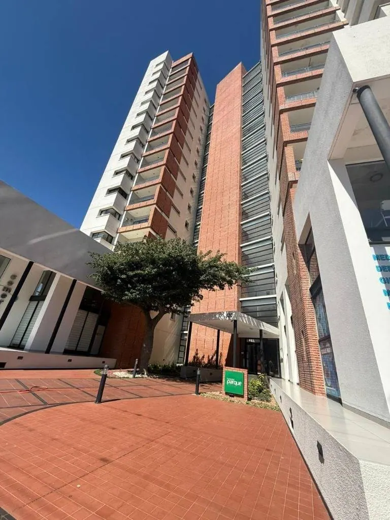 3-bedroom apartment for sale in Lares del Parque