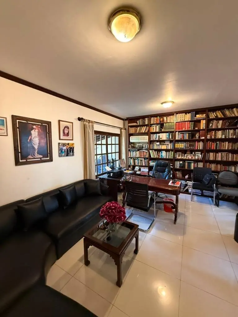 500 m² house for sale in the El Sirari development, Equipetrol: foto 3 de 7