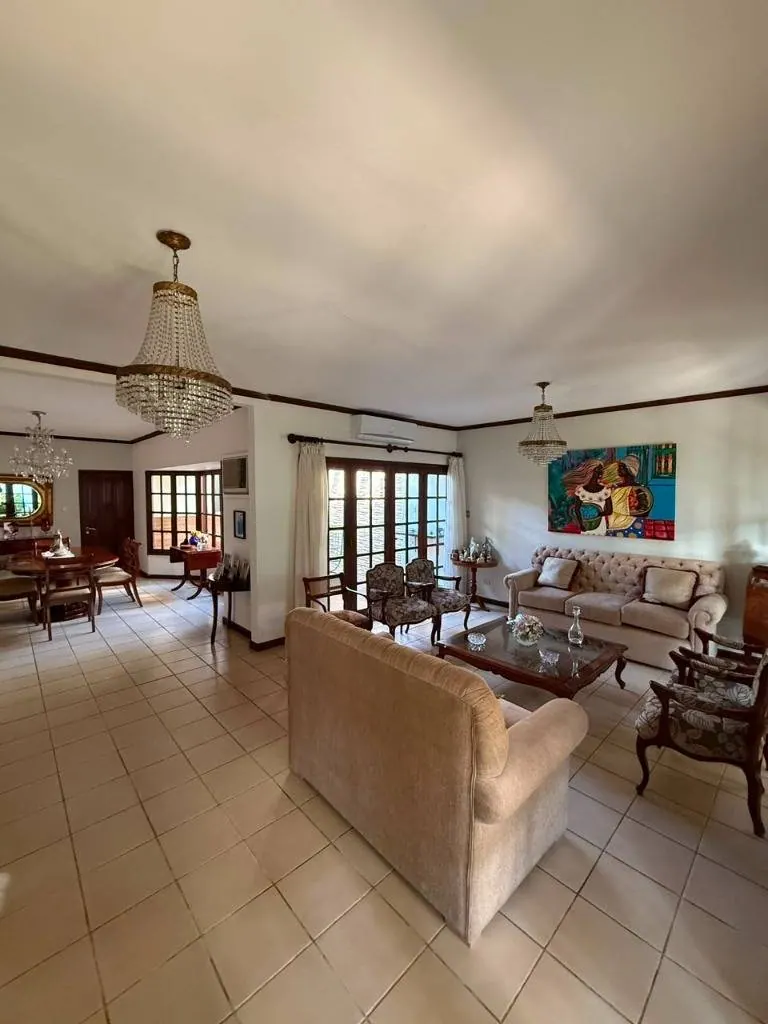 500 m² house for sale in the El Sirari development, Equipetrol: foto 4 de 7