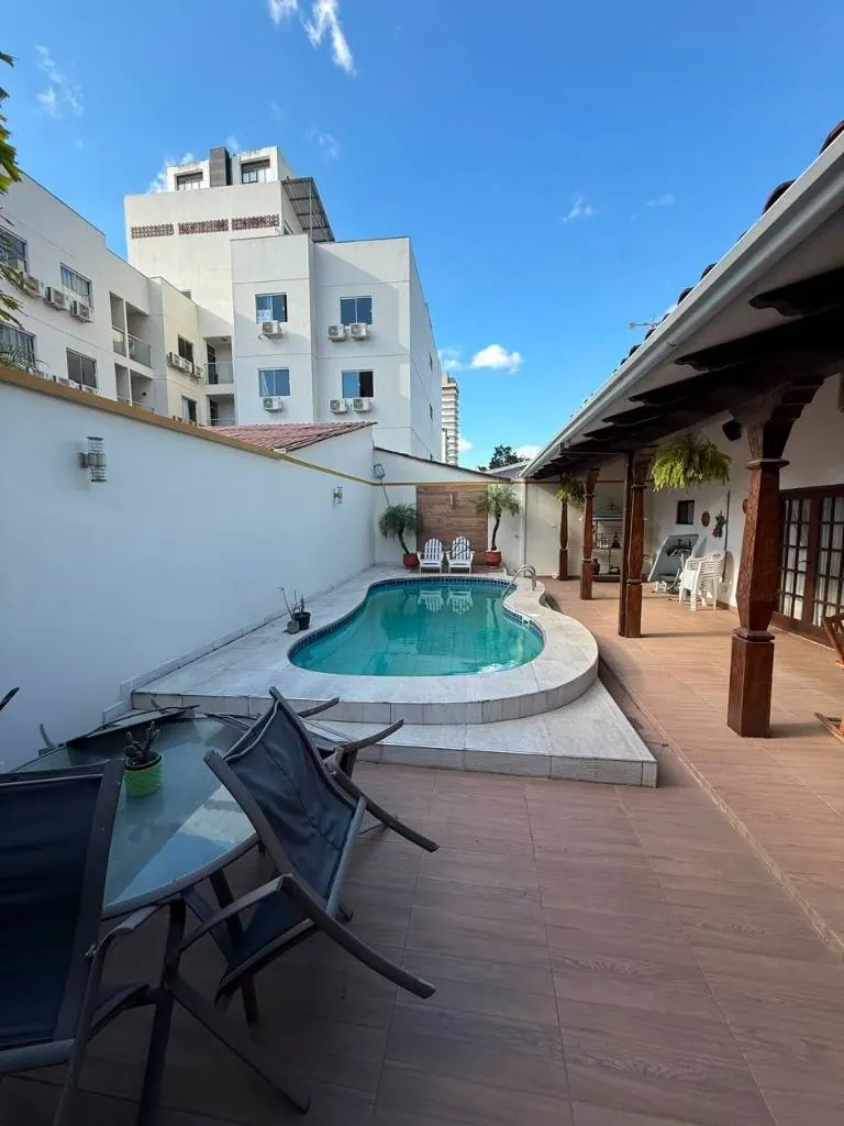 500 m² house for sale in the El Sirari development, Equipetrol: foto 5 de 7