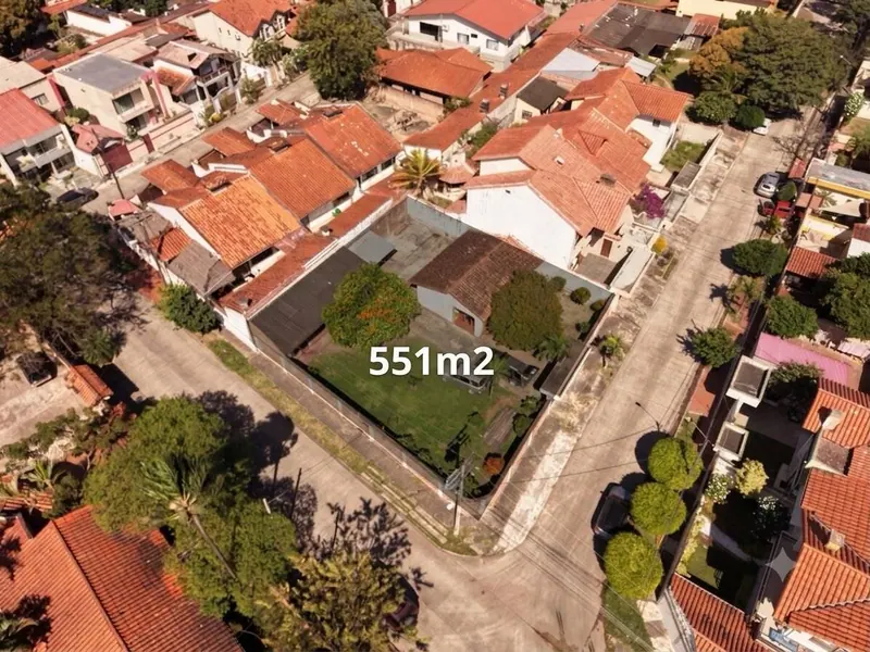 Terreno en esquina de 551 m² en venta en el barrio Polanco, Zona Este: foto 1 de 5