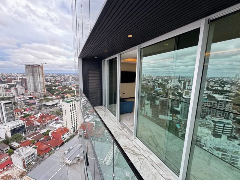 Departamento de 2 suites en venta en Green Tower, Equipetrol: foto 9 de 10