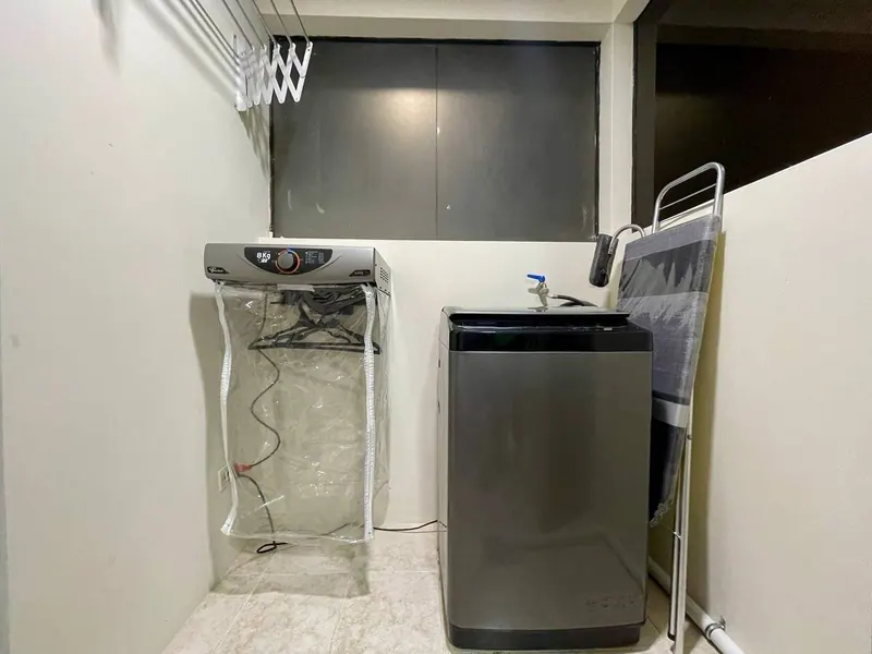 Departamento amoblado de 2 dormitorios en venta en Equipetrol, Yotau: foto 24 de 25