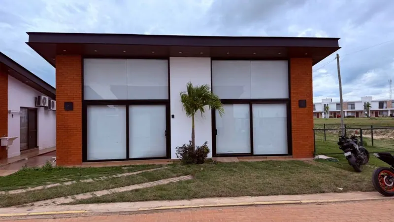 3-bedroom house for sale in Mar Adentro, Urubó: foto 1 de 13