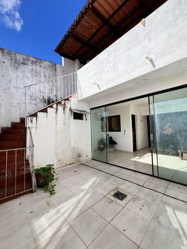 Casa en venta entre 1er y 2do anillo, calle El Cerro, Zona Este: foto 3 de 13