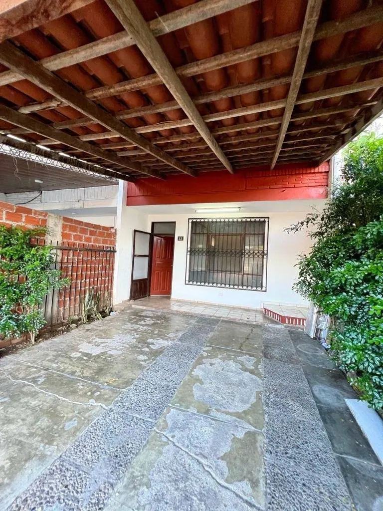 Casa en venta entre 1er y 2do anillo, calle El Cerro, Zona Este: foto 8 de 13
