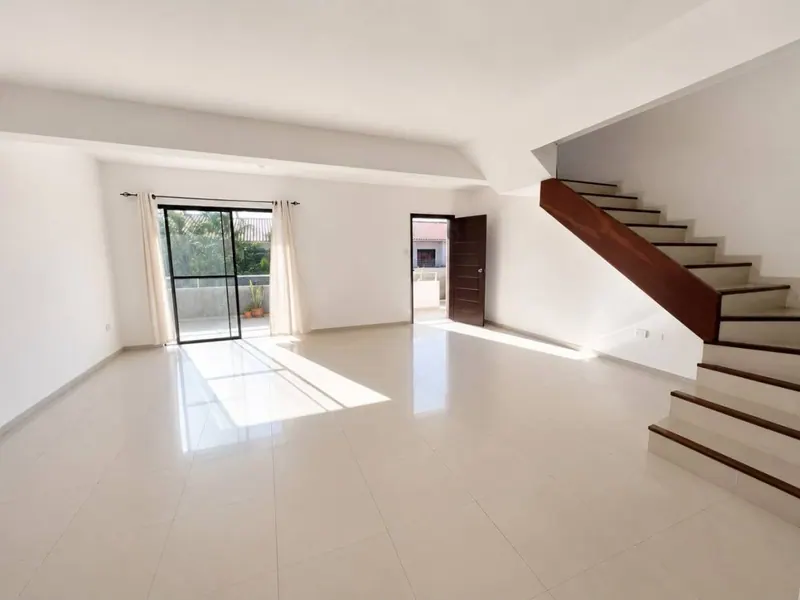 Departamento dúplex de 3 dormitorios en venta en condominio Amaranto: foto 1 de 6