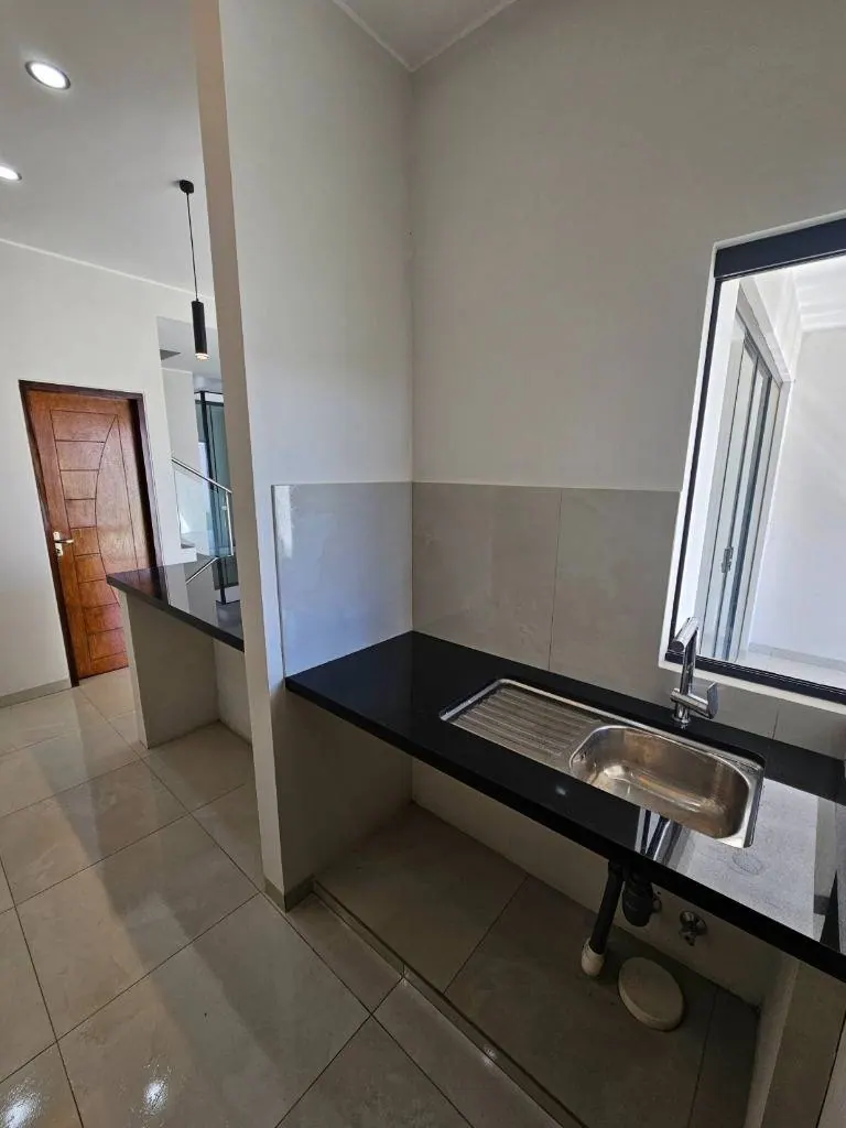 Casa a estrenar de 3 dormitorios en venta en la Av. Santos Dumont: foto 5 de 14