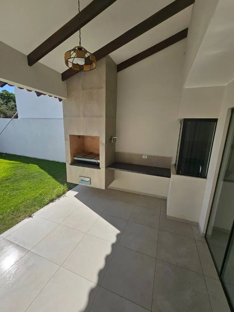 Casa a estrenar de 3 dormitorios en venta en la Av. Santos Dumont: foto 12 de 14