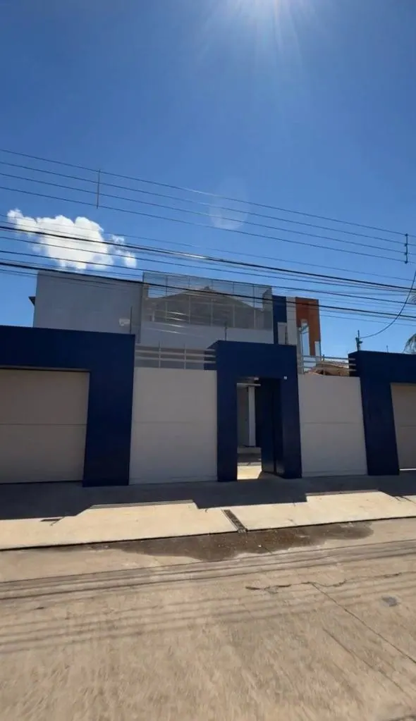 Oficina con galpón en venta en la Zona Norte, 344 m² construidos