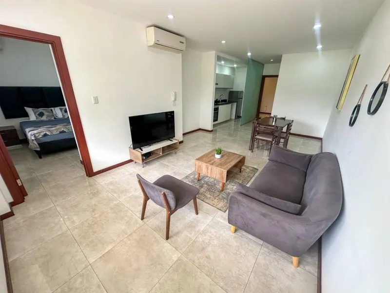 Departamento de 1 dormitorio en venta en el edificio Golf View: foto 1 de 6