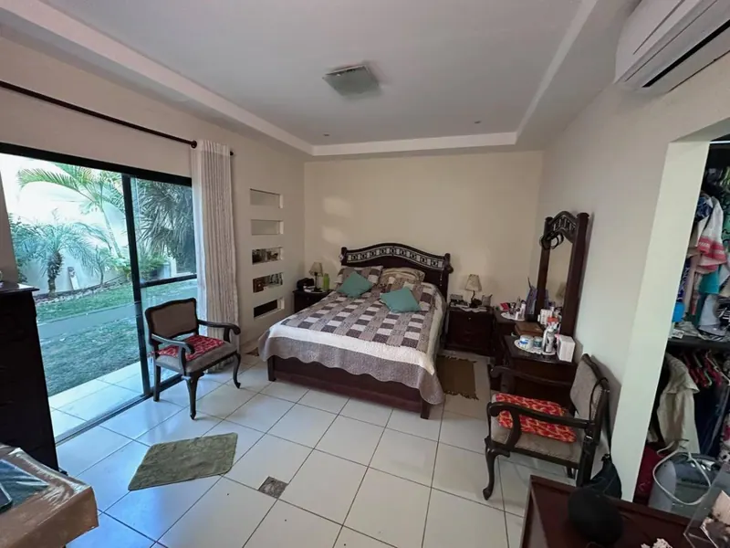 4-bedroom house for anticrético in the Exprinter gated community: foto 8 de 18