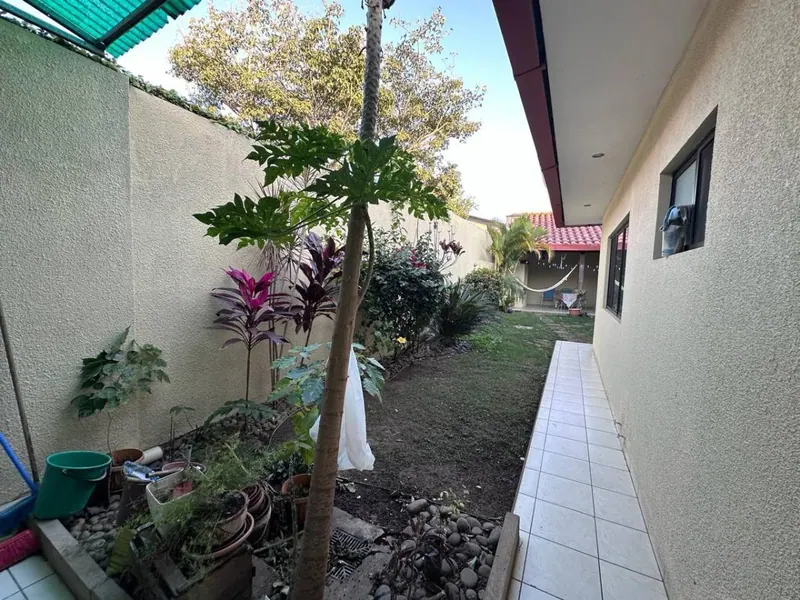 4-bedroom house for anticrético in the Exprinter gated community: foto 11 de 18