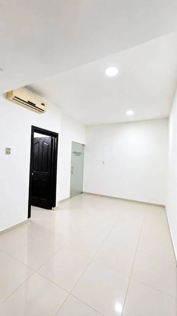 97.56 m² office for rent in Edificio Milenio, North Zone: foto 2 de 6