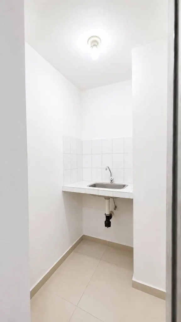 97.56 m² office for rent in Edificio Milenio, North Zone: foto 6 de 6