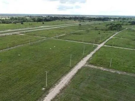 Terreno de 300 m² en venta en La Nueva Gran Ciudad del Urubó: foto 2 de 4