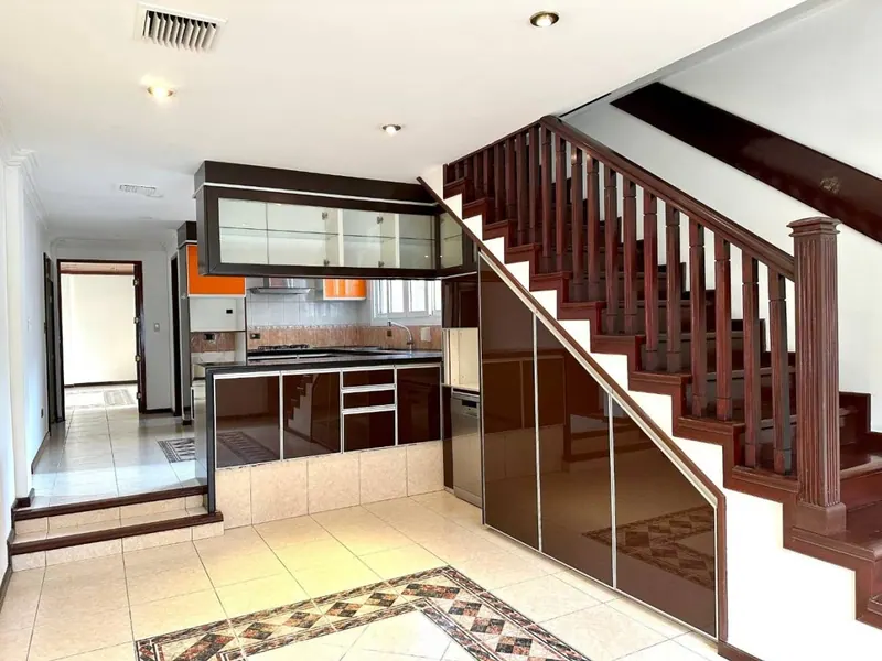 4-bedroom house for sale in the Ciudad Jardín gated community: foto 9 de 16