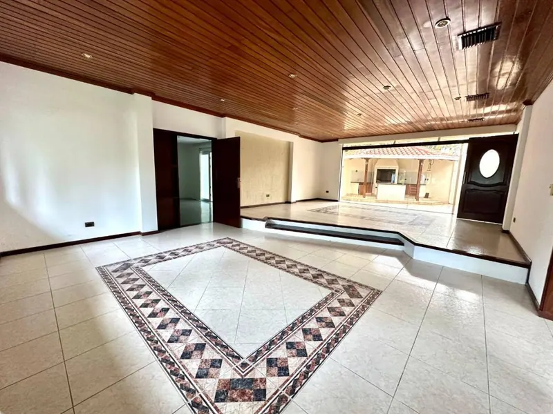 4-bedroom house for sale in the Ciudad Jardín gated community: foto 10 de 16