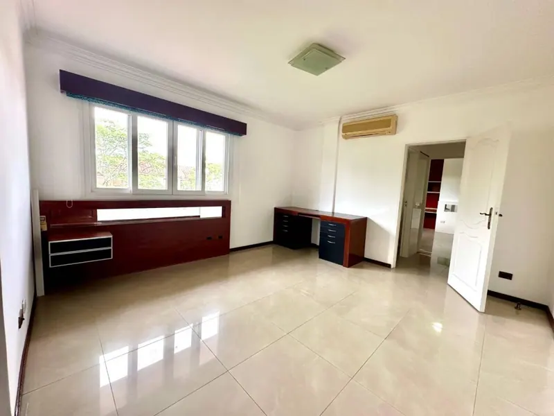 4-bedroom house for sale in the Ciudad Jardín gated community: foto 11 de 16