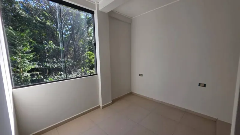 Casa de 3 dormitorios en venta en el 2do anillo de Cotoca: foto 6 de 6