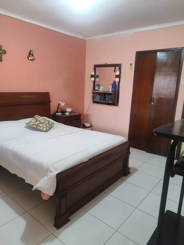 Casa de 3 dormitorios con consultorio en venta en el barrio Ramafa: foto 13 de 21