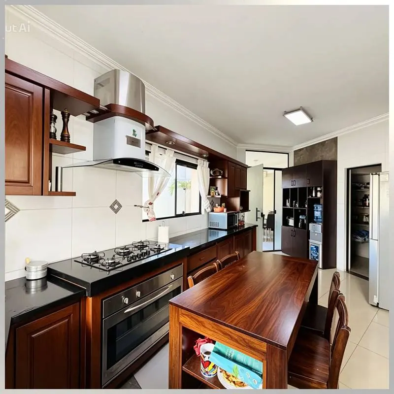 Casa de 6 dormitorios en venta en el condominio Bavaria, Zona Norte: foto 4 de 10