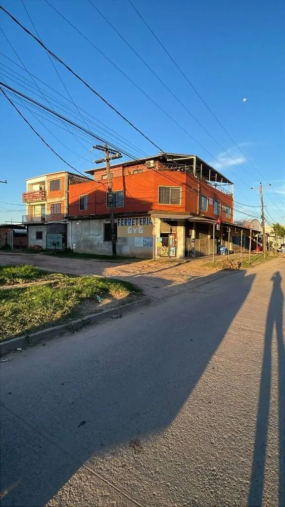 Commercial corner house for sale in the North Zone, 396 m²: foto 1 de 3