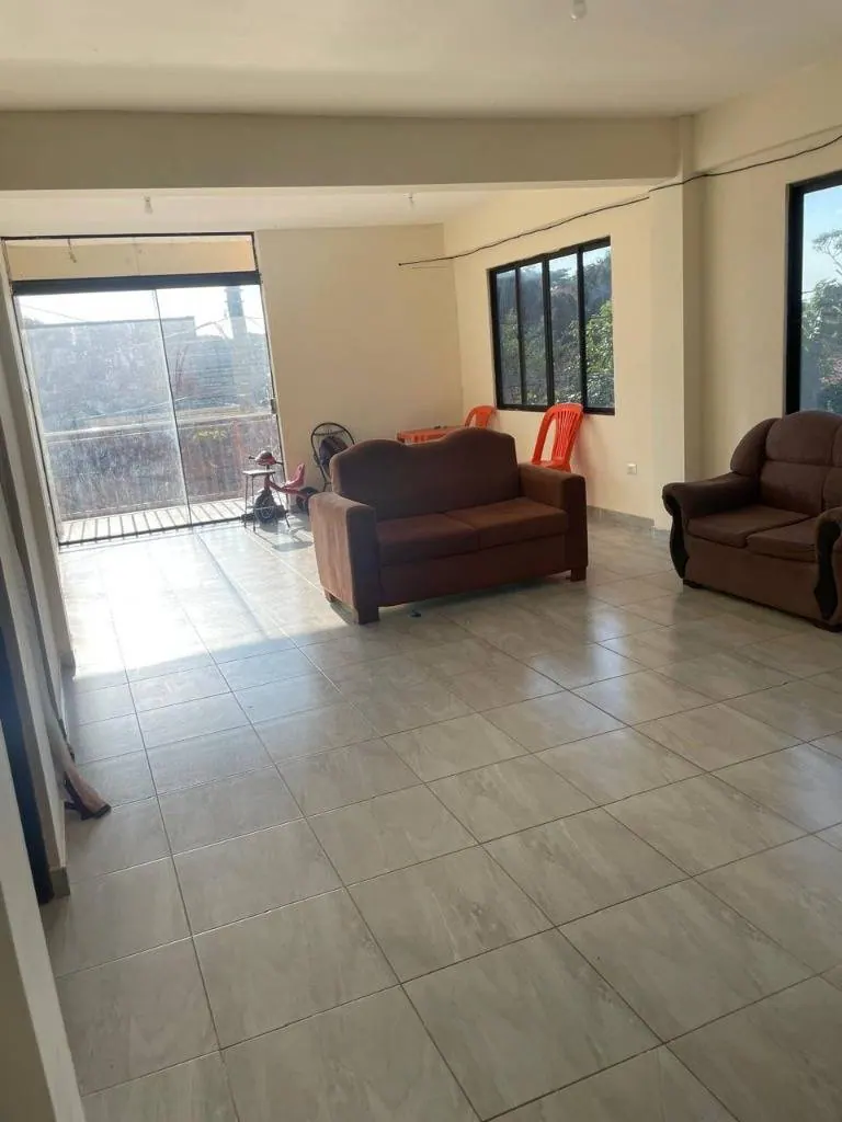 Commercial corner house for sale in the North Zone, 396 m²: foto 2 de 3