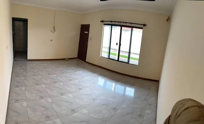 House with warehouse and storage unit for sale in the Motacú: foto 4 de 13