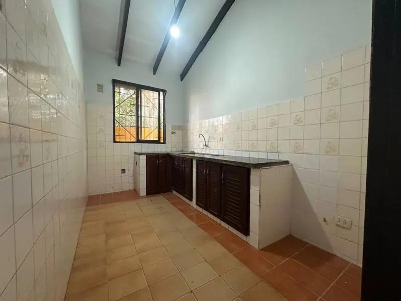 House with independent apartment for rent in the West Zone: foto 17 de 34