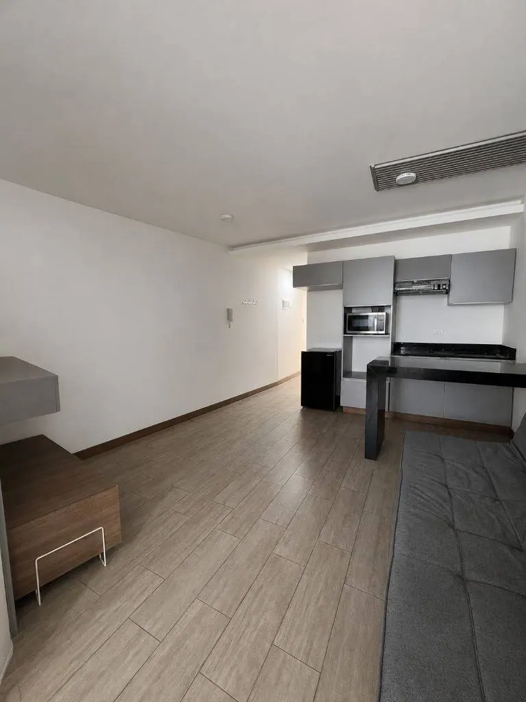 1-bedroom apartment for sale in Torre Génova, downtown: foto 3 de 7