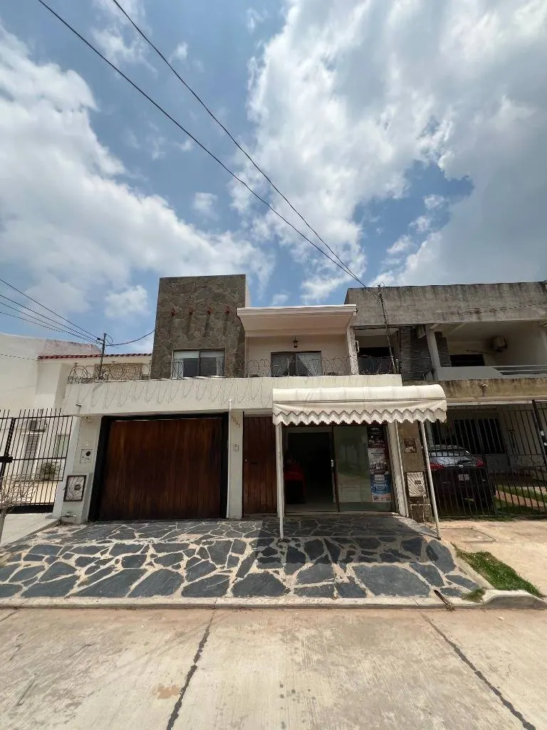House with commercial space for sale in the North Zone, Av. Alemana: foto 2 de 11