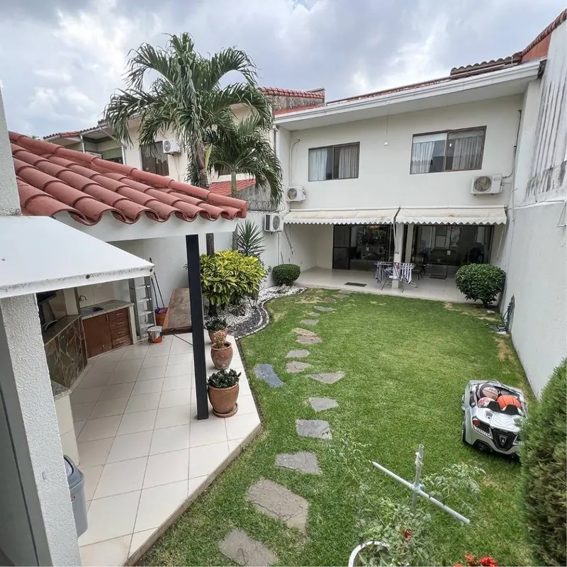 House with commercial space for sale in the North Zone, Av. Alemana: foto 8 de 11