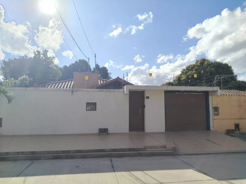 Casa de 4 dormitorios en venta en la Zona Sur, 6to anillo: foto 3 de 24