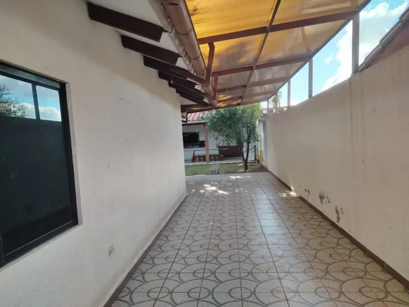 Casa de 4 dormitorios en venta en la Zona Sur, 6to anillo: foto 5 de 24
