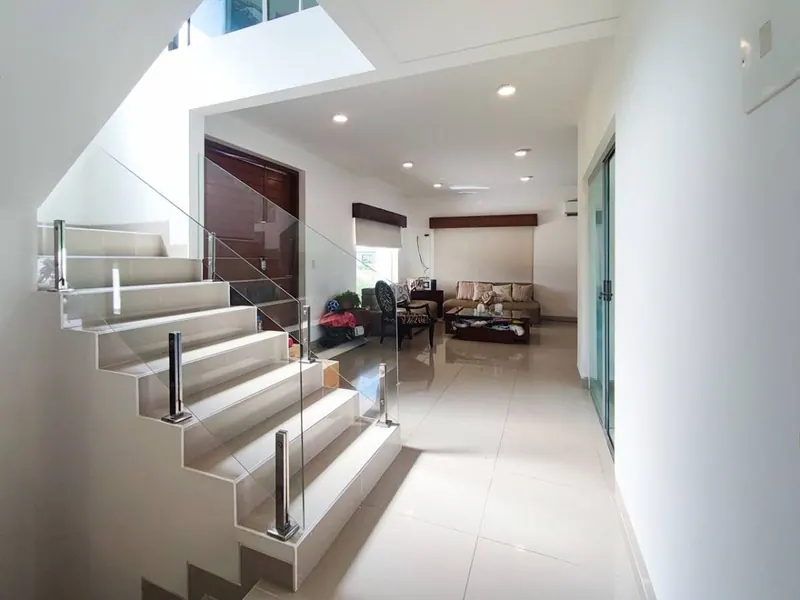 House for sale in a gated community in Urubó: foto 2 de 9