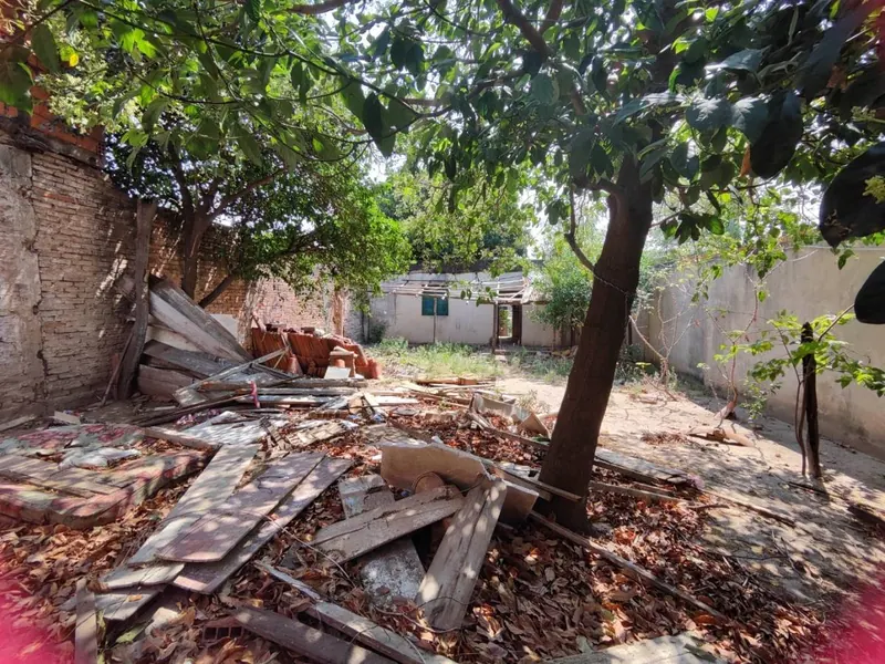 298 m² lot for sale in the North Zone, Av. Banzer: foto 3 de 10