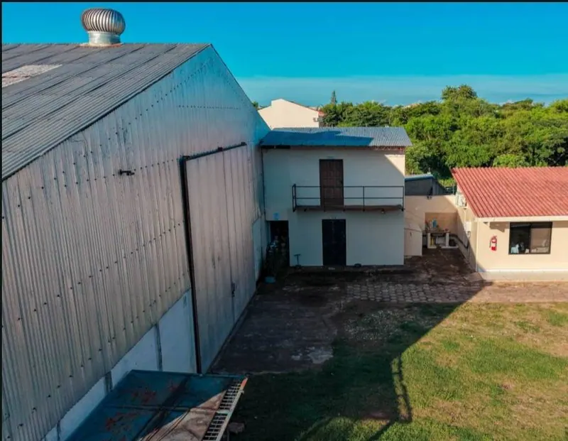350 m² warehouse for anticrético at km 9 La Guardia highway: foto 1 de 19
