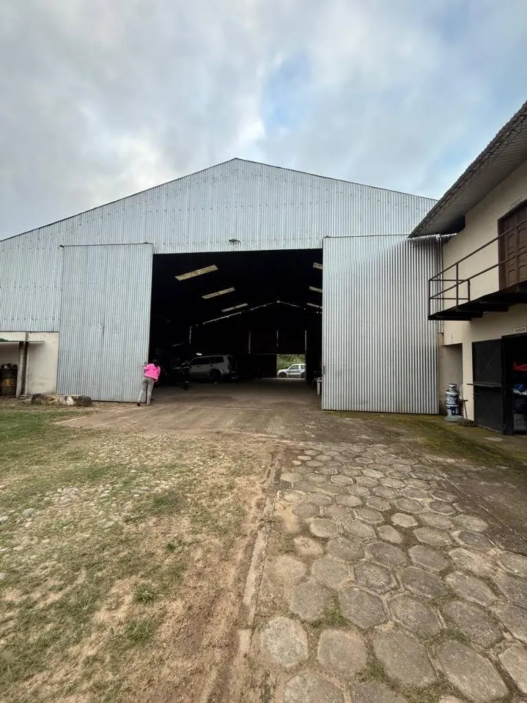 350 m² warehouse for anticrético at km 9 La Guardia highway: foto 17 de 19