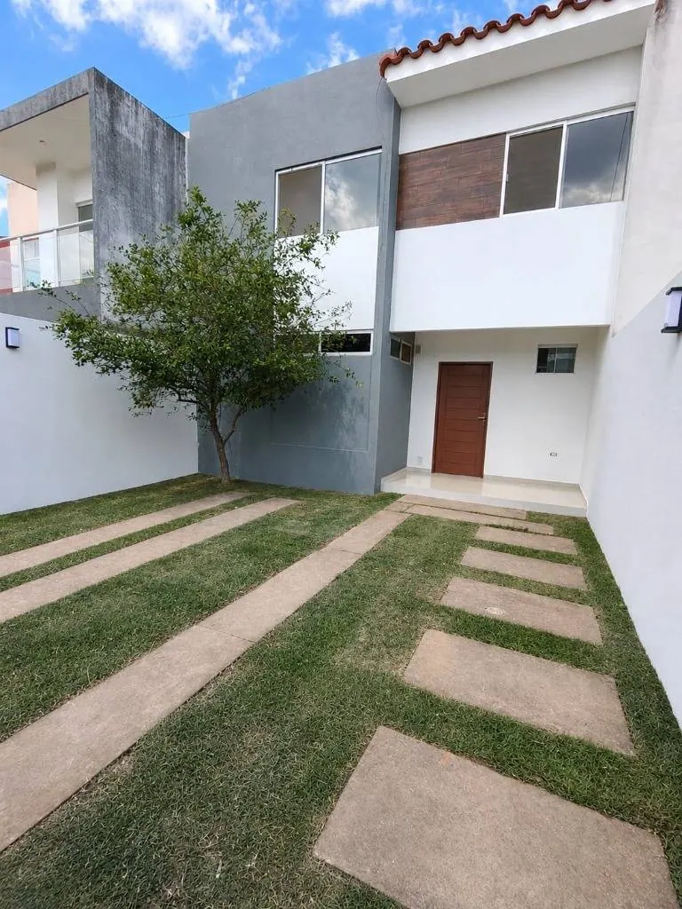 Casa de 3 dormitorios en venta en la Zona Sur, Av. Olímpica: foto 1 de 10