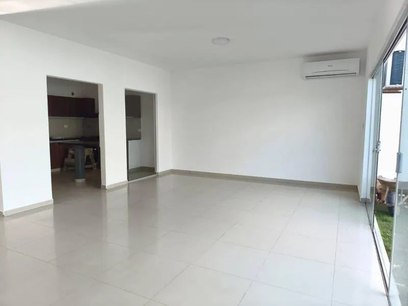 Casa de 3 dormitorios en venta en la Zona Sur, Av. Olímpica: foto 3 de 10
