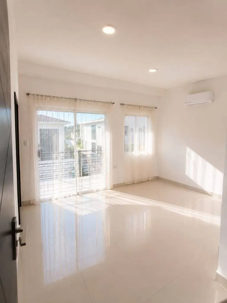 House for sale in the Santa Cruz de la Colina gated community, Urubó: foto 10 de 25