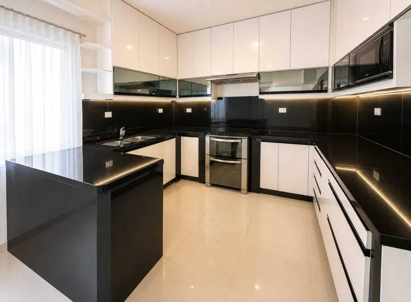 House for sale in the Santa Cruz de la Colina gated community, Urubó: foto 17 de 25