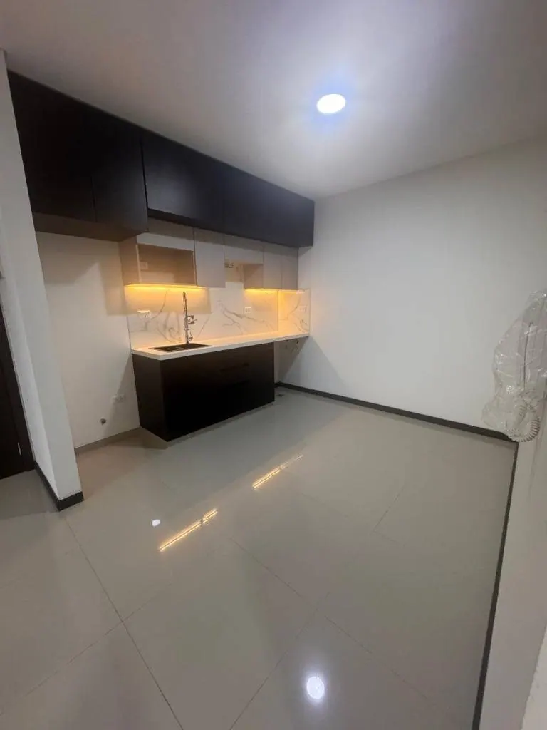 Departamento de 1 dormitorio en venta en Miro Tower, Zona Norte: foto 4 de 5