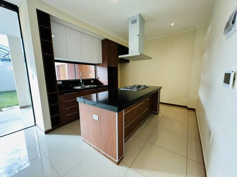 Casa independiente de 3 dormitorios en venta en la Zona Norte: foto 5 de 22